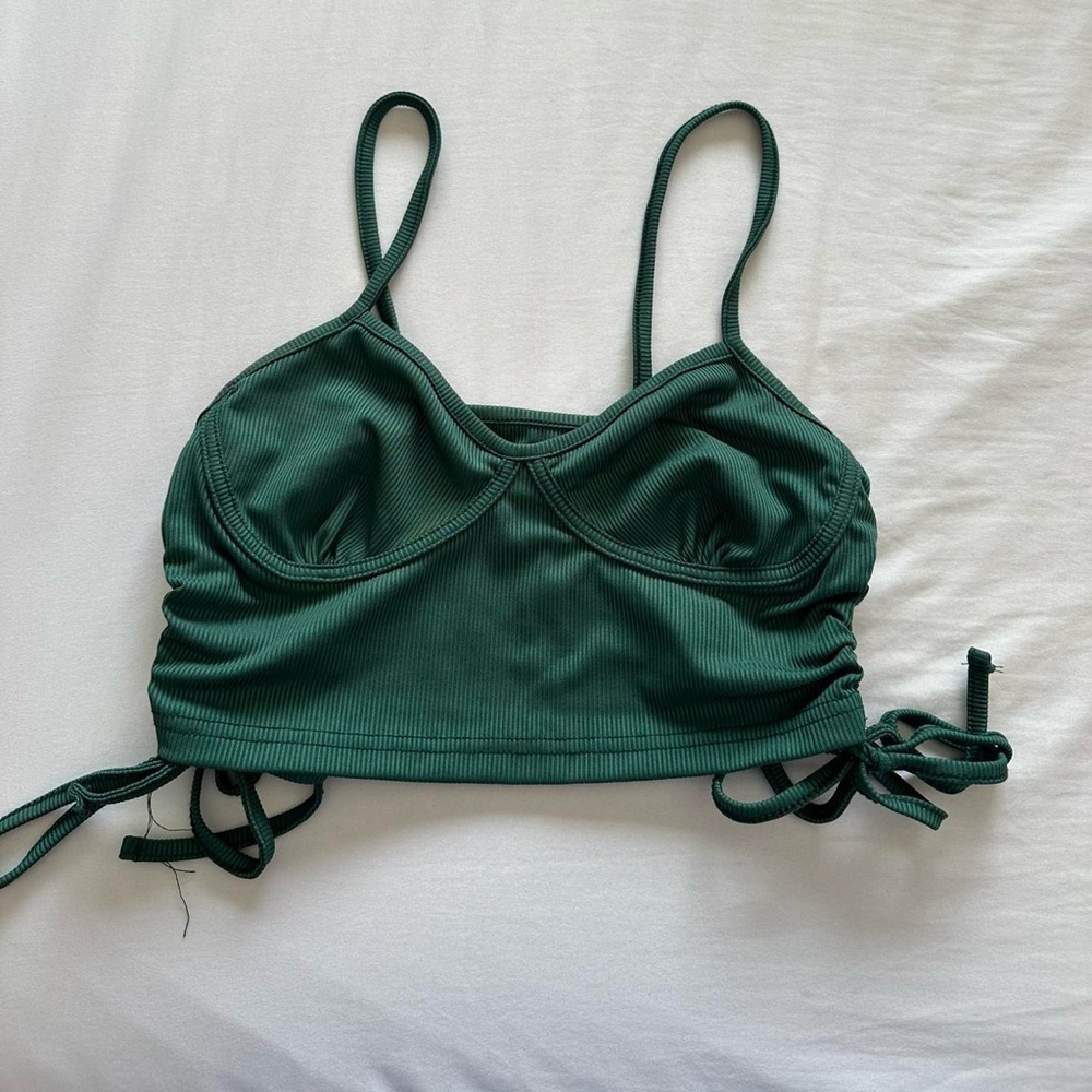 Forever 21 Green Crop Top
